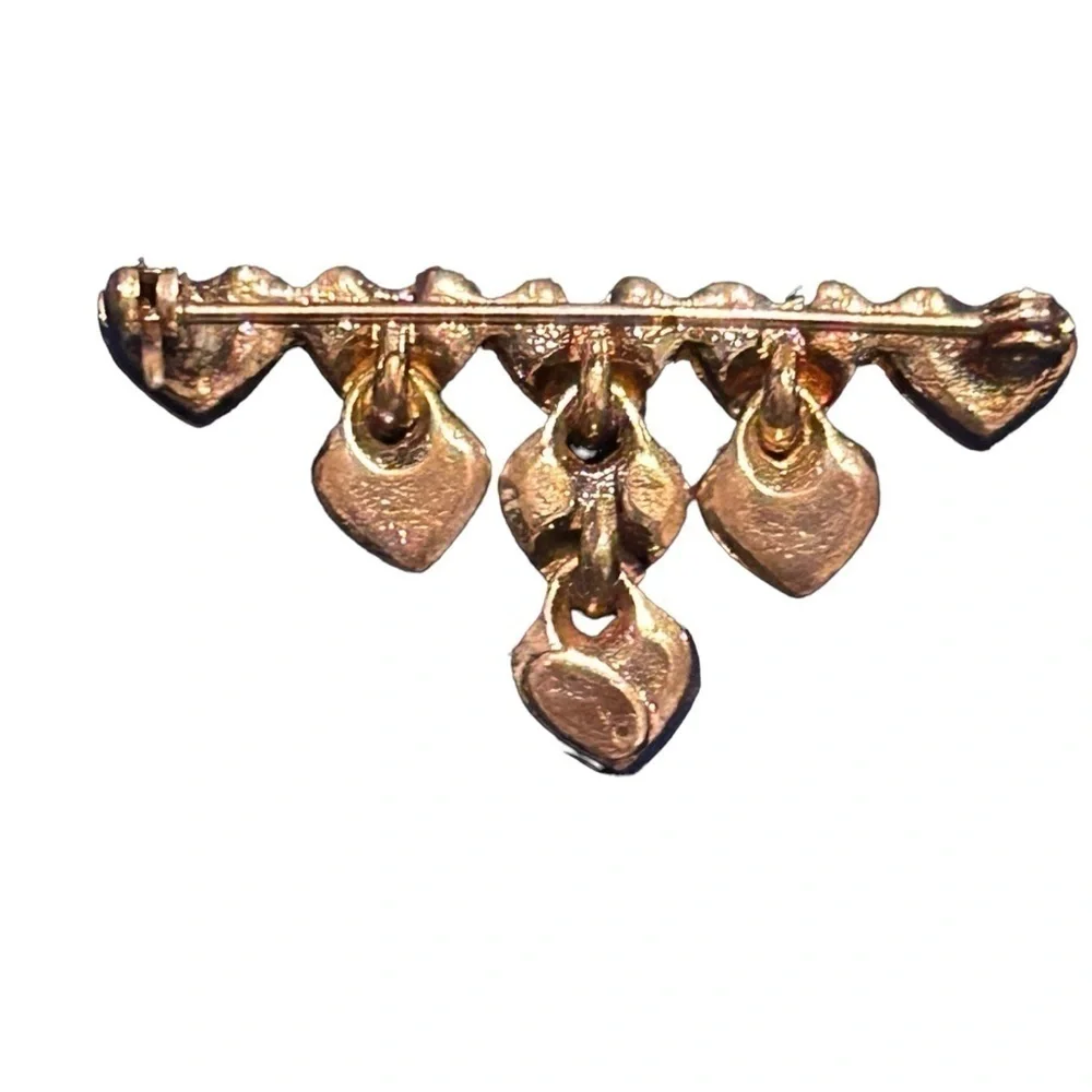 Beautiful Heart Dangle Brooch 1.75” x 1” Gold Toned With Clear Stones